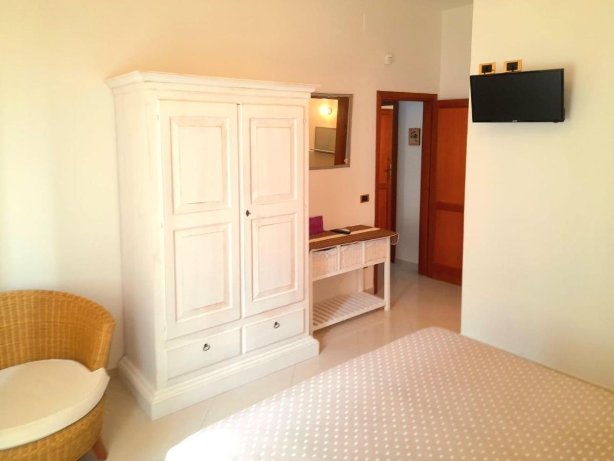 B&B Artemisia Алгеро Екстериор снимка